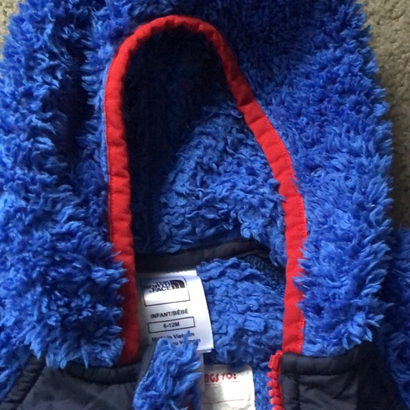 The North Face 6-12 months. Boys. Only worn a couple times. - Picture 4 of 9